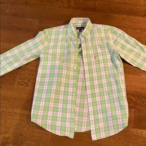 Boys like new johnnie-o button down